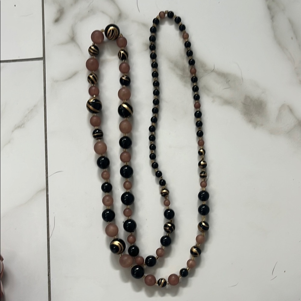 Elegant Black, Rose and gold Beaded Vintage Necklace